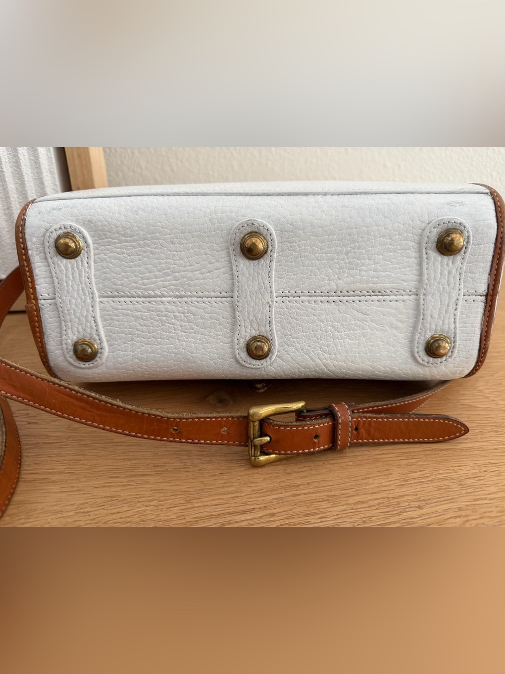 Vintage Dooney & Bourke Essex Crossbody | White & British Tan | AWL USA Made - Picture 9 of 9